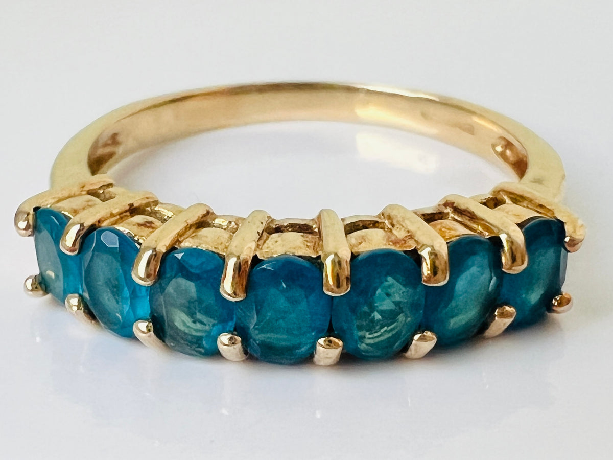9ct Gold Blue Apatite Ring