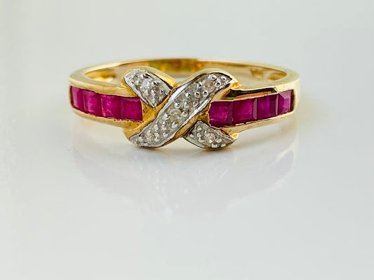 9ct Gold Ruby & Diamond Ring