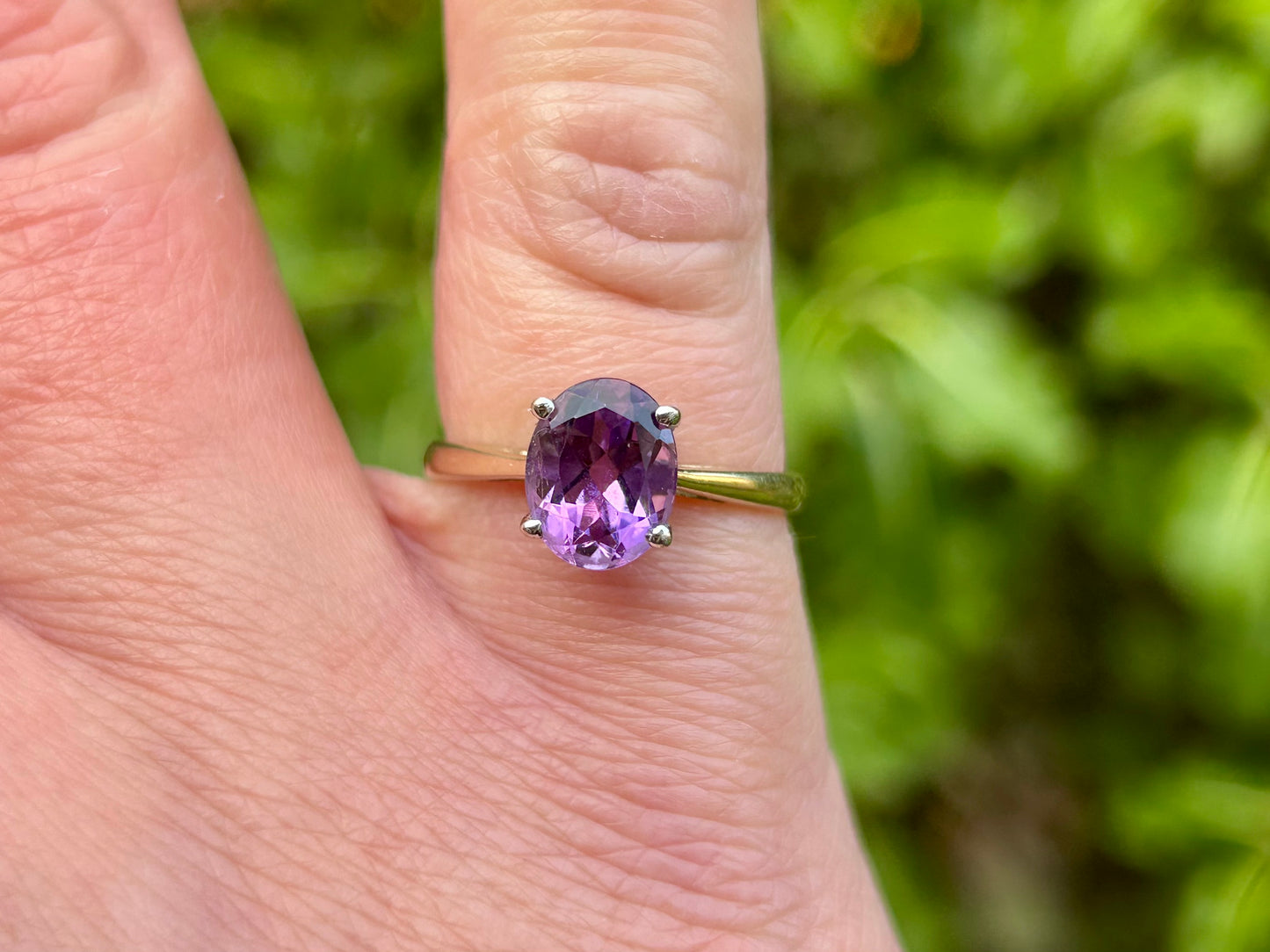 9ct Gold Amethyst Ring