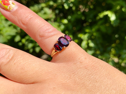 9ct Gold Rhodolite Garnet Ring