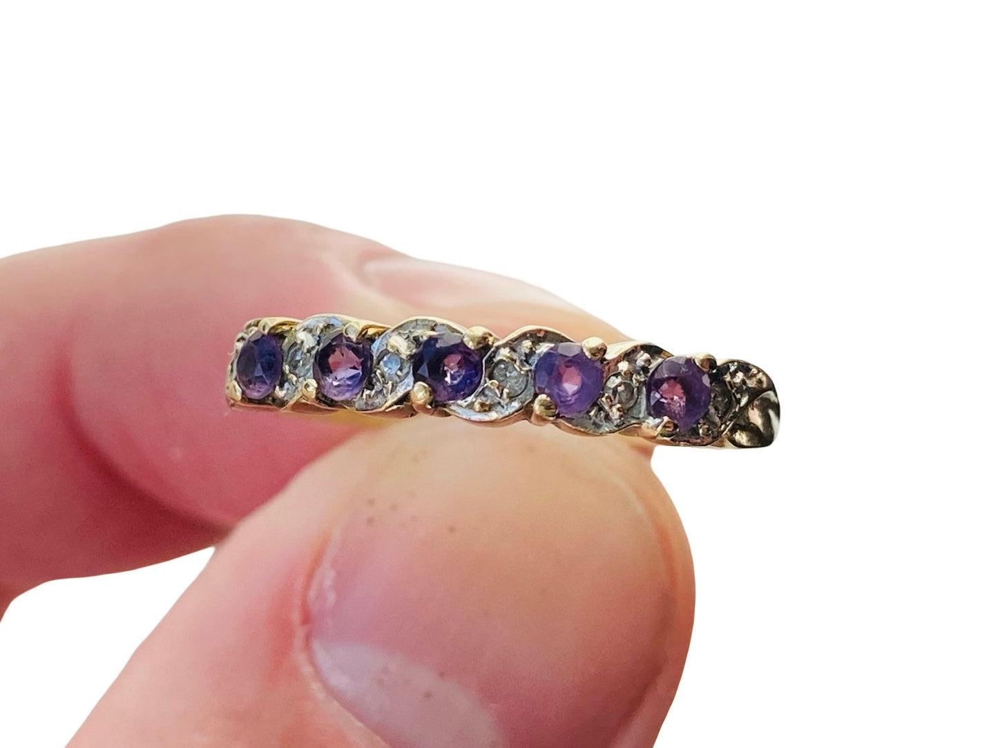 9ct Gold Amethyst & Diamond Ring