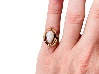 Vintage 9ct Gold Opal Ring