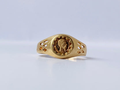 Vintage 9ct Gold Coin Ring