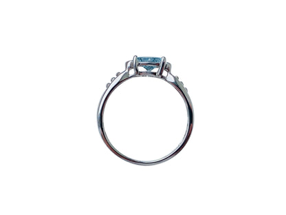 9ct Gold Aquamarine & Diamond Ring