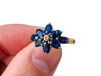 9ct Gold Sapphire & Diamond Ring