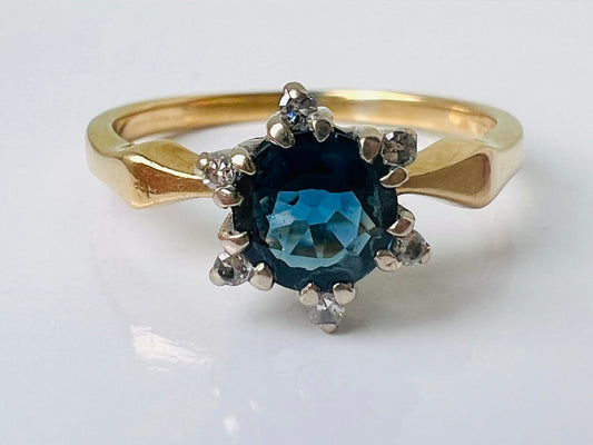 Vintage 18ct Gold Sapphire & Diamond Ring