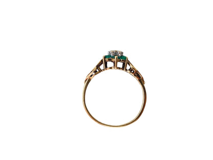 Vintage 9ct Gold Emerald & Diamond Ring