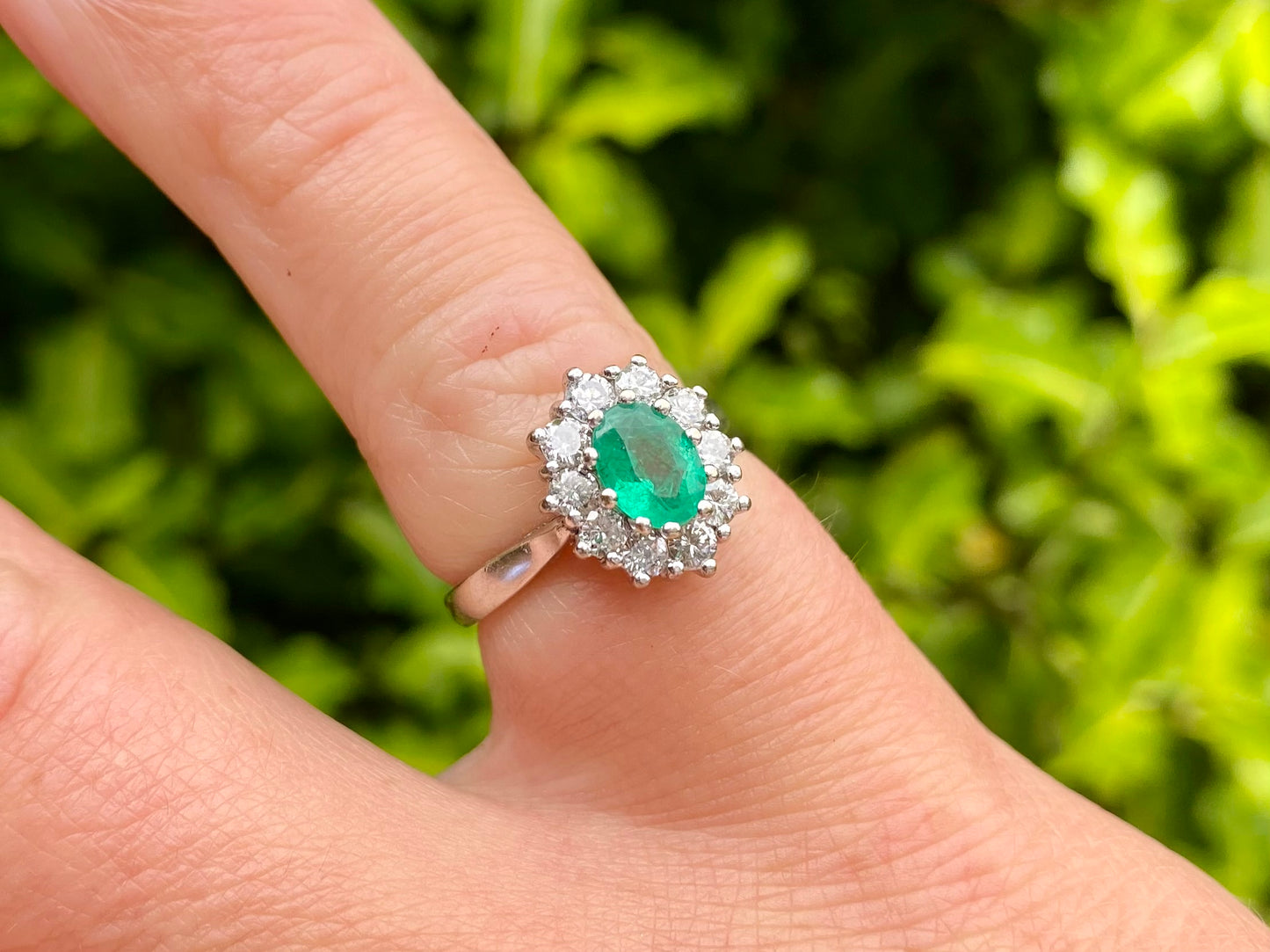 18ct Gold Emerald & Diamond Ring