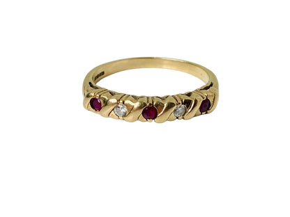 9ct Gold Ruby & Diamond Ring