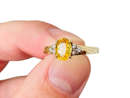 9ct Gold Yellow & White Sapphire Ring