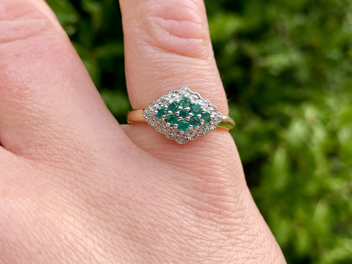 9ct Gold Emerald & Diamond Ring
