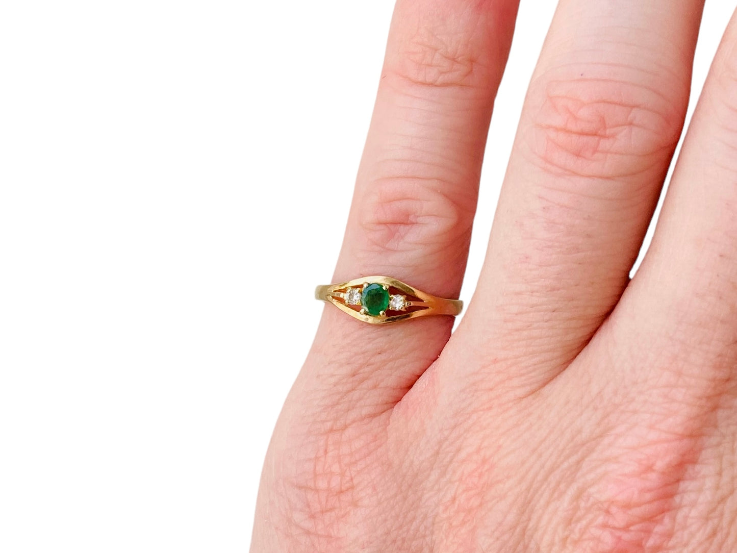 14ct Gold Emerald & Diamond Ring