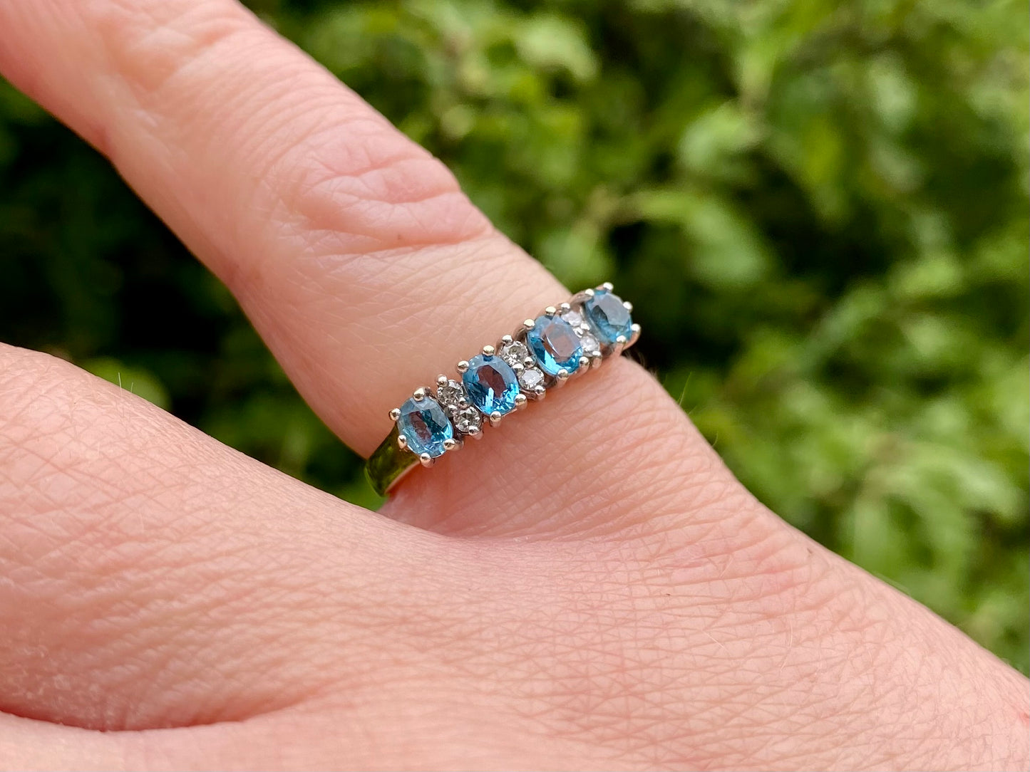 Vintage 9ct Gold Topaz & Diamond Ring