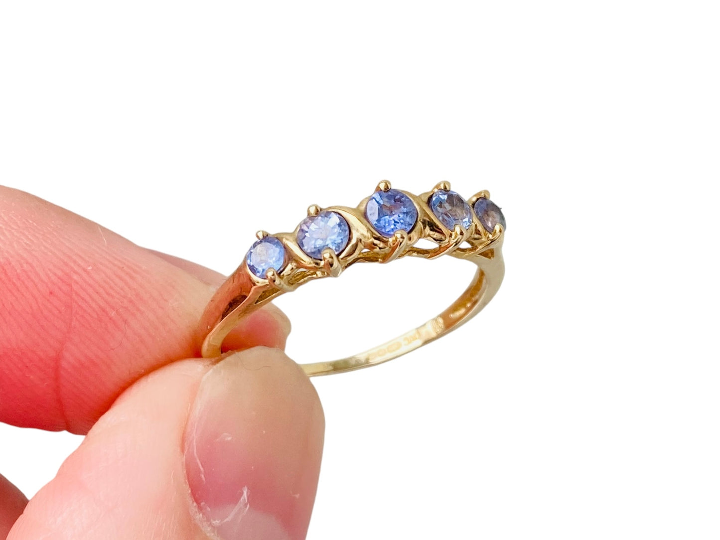 9ct Gold Tanzanite Ring