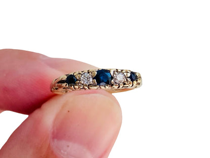 Vintage 9ct Gold Sapphire & Diamond Ring