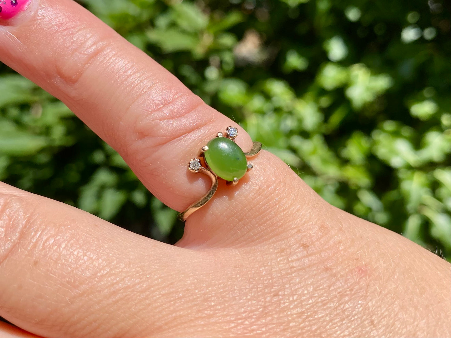 Vintage 9ct Gold Jade & Diamond Ring