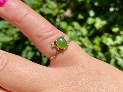 Vintage 9ct Gold Jade & Diamond Ring
