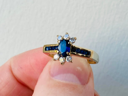 9ct Gold Sapphire & Diamond Ring