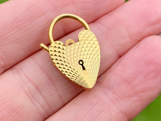 Vintage 9ct Gold Heart Padlock Clasp