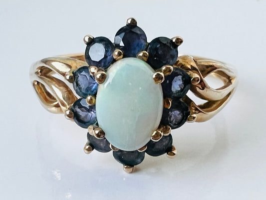 9ct Gold Opal & Iolite Ring