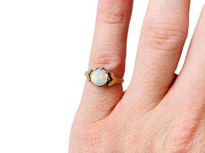 Vintage 9ct Gold Opal Ring