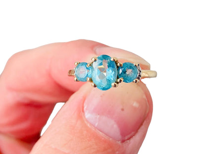 9ct Gold Apatite & Diamond Ring