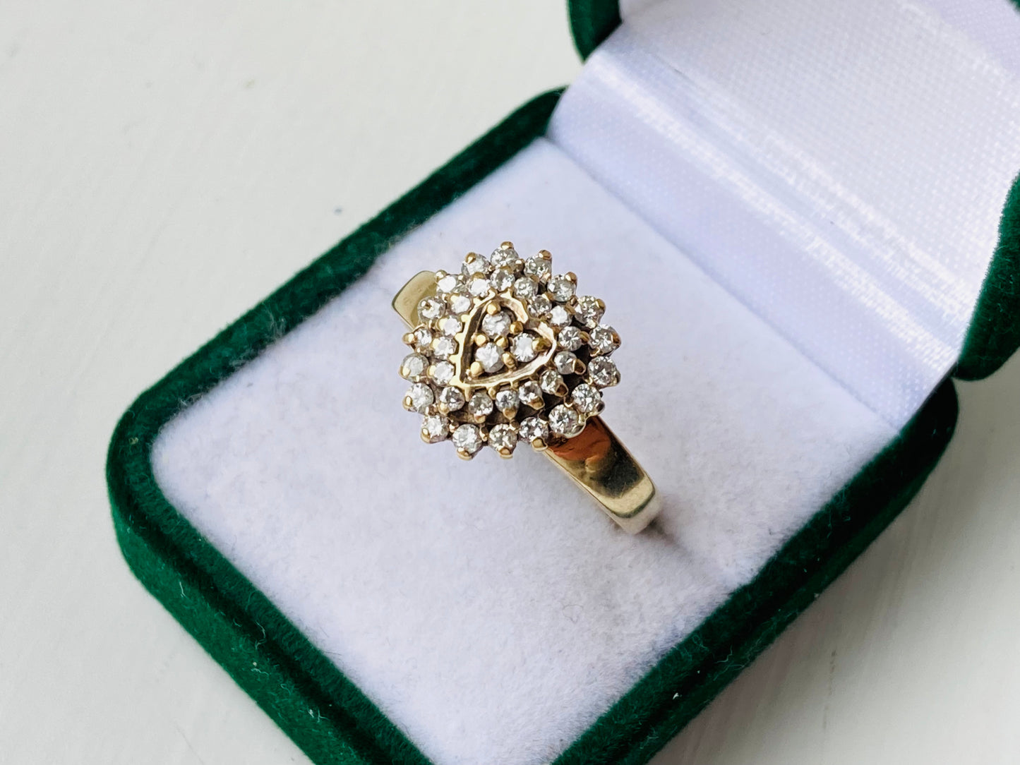 Vintage 9ct Gold Diamond Ring