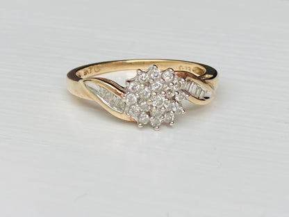 9ct Gold Diamond Ring