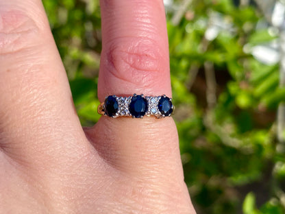 Vintage 18ct Gold Sapphire & Diamond Ring
