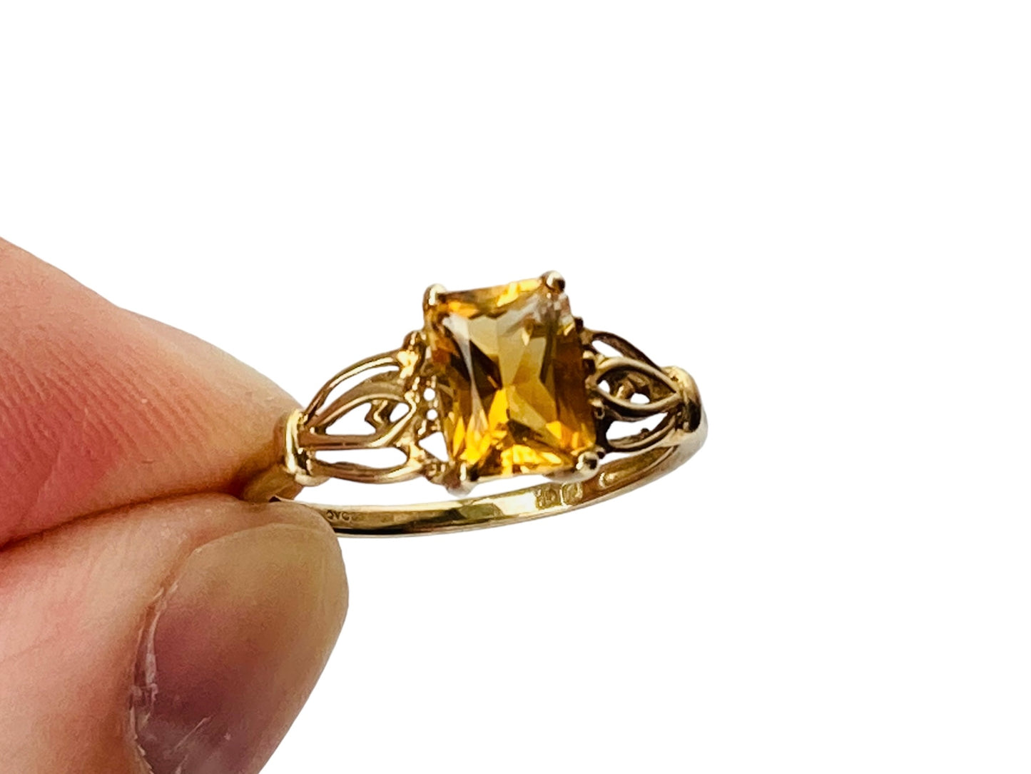 9ct Gold Citrine Ring