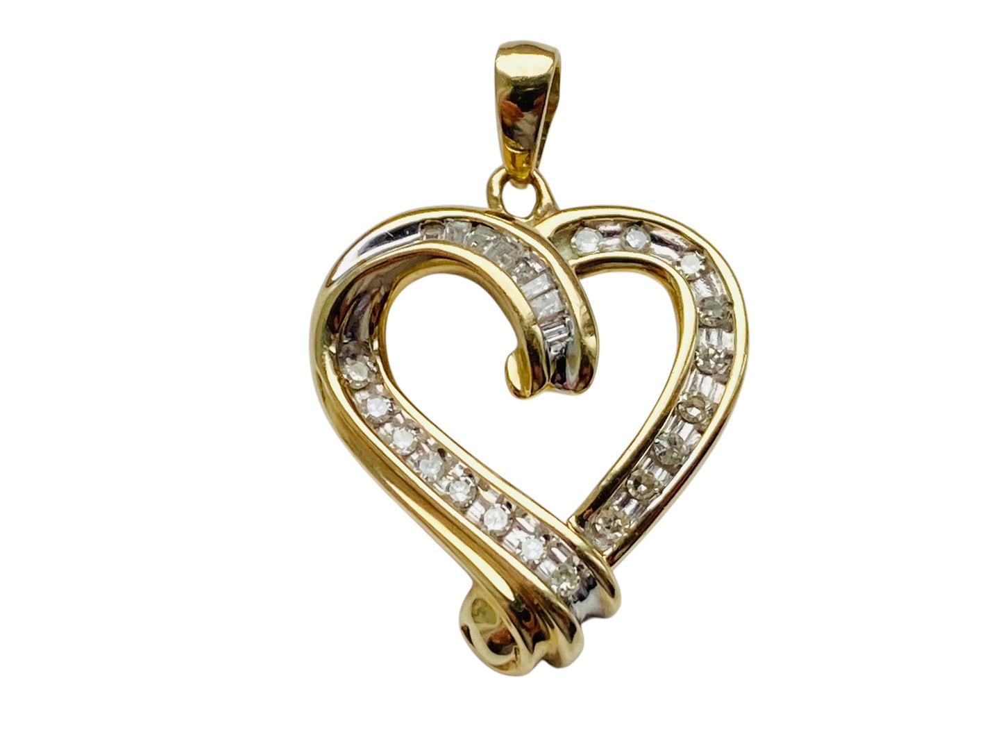9ct Gold Diamond Heart Pendant