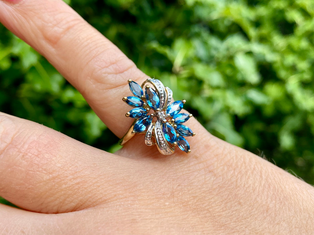 9ct Gold Topaz & Diamond Ring