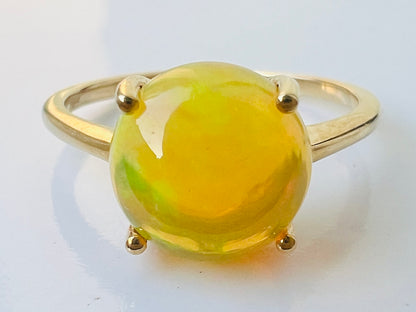 9ct Gold Opal Ring