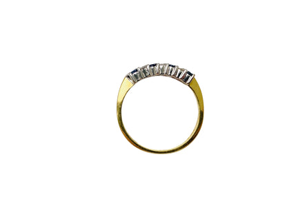 18ct Gold Sapphire & Diamond Ring