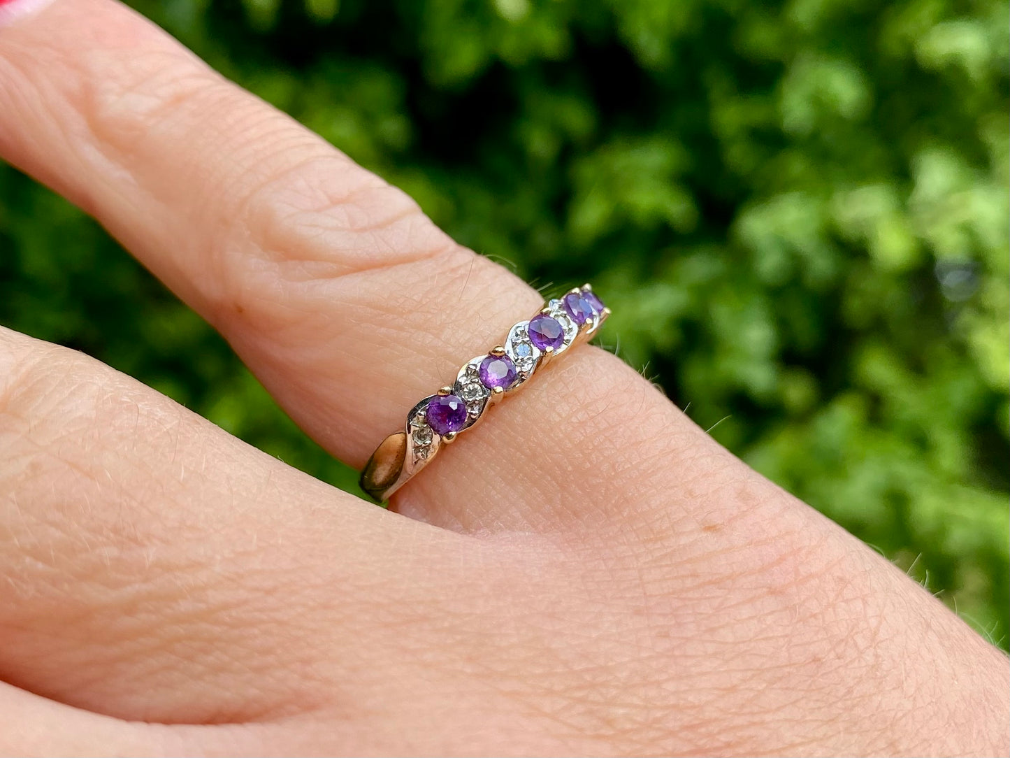 9ct Gold Amethyst & Diamond Ring