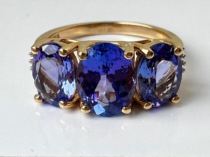 18ct Gold Tanzanite & Diamond Ring