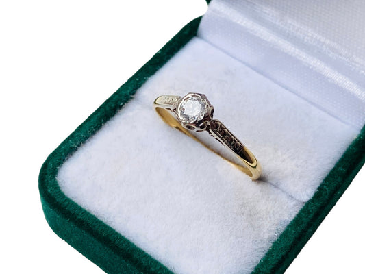 Antique 18ct Gold Diamond Ring