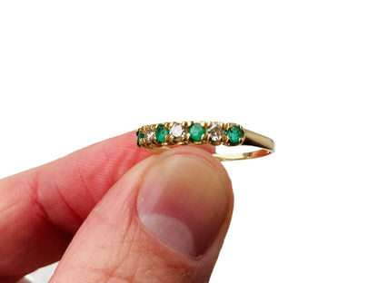 Vintage 9ct Gold Emerald & Diamond Ring