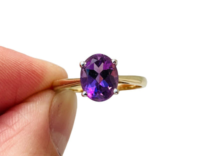 9ct Gold Amethyst Ring