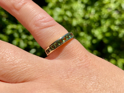 9ct Gold Green Sapphire Ring