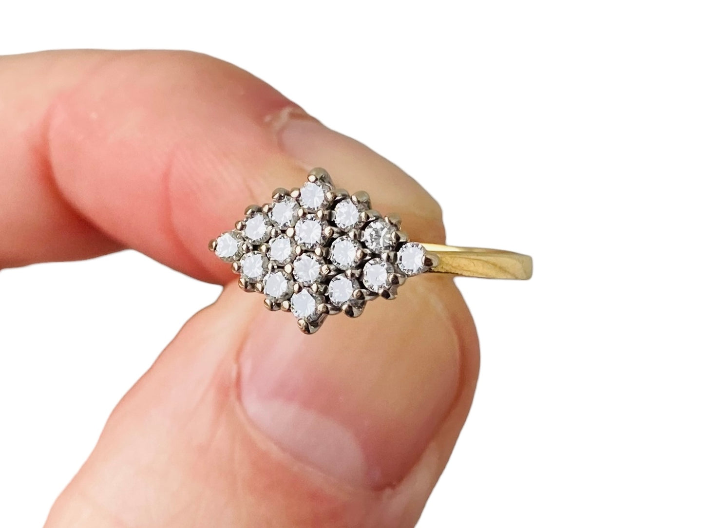 18ct Gold Diamond Ring