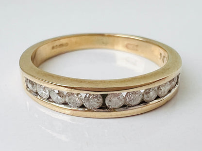 9ct Gold Ten-Stone 0.26ct Diamond Ring
