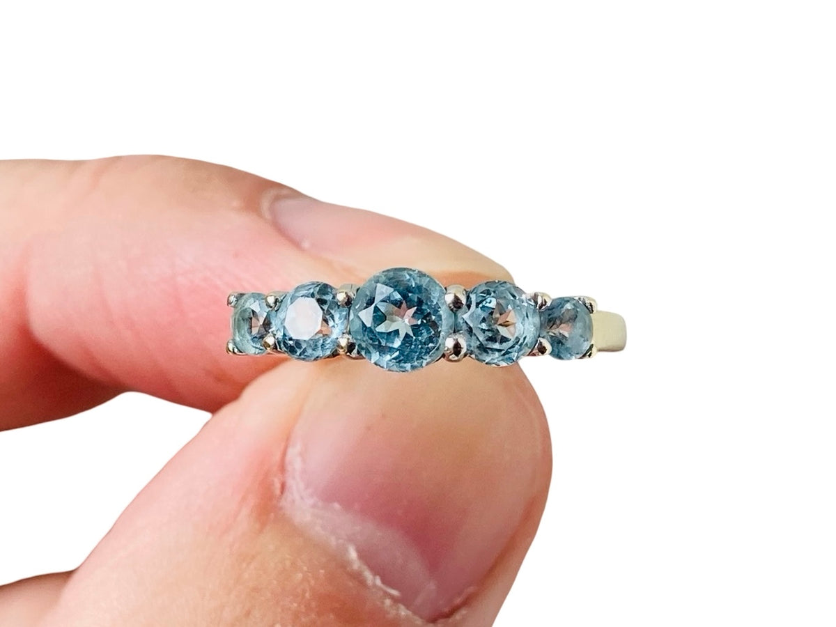 9ct Gold Topaz Ring