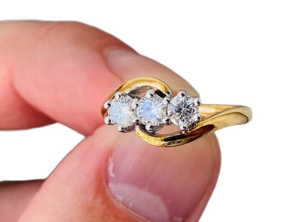 18ct Gold Three-Stone Diamond Ring