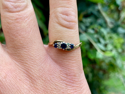 Vintage 9ct Gold Sapphire & Diamond Ring