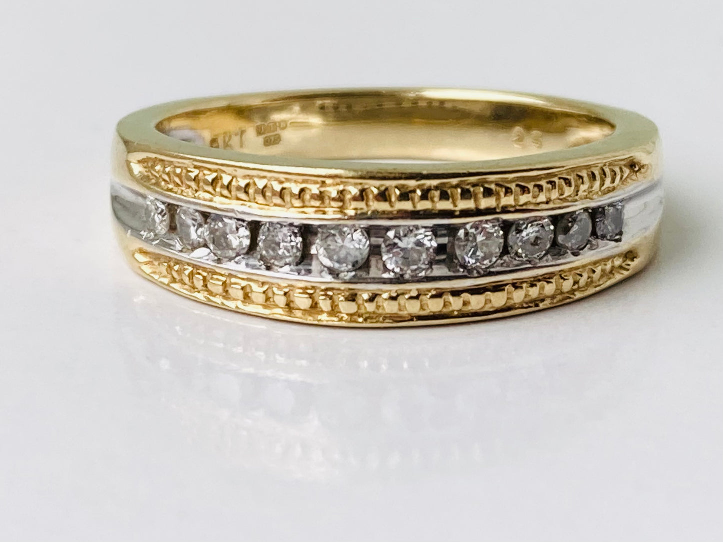 9ct Gold Diamond Ring