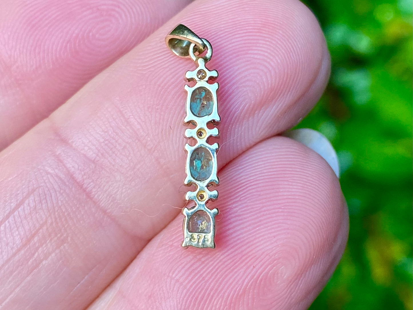 9ct Gold Emerald & Diamond Pendant