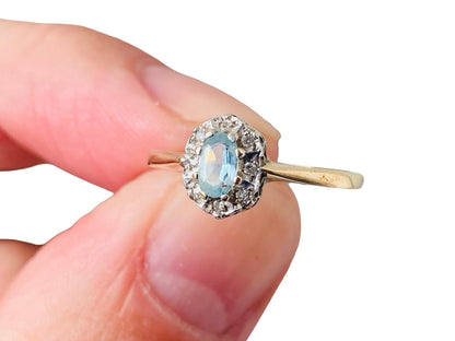 9ct Gold Aquamarine & Diamond Ring