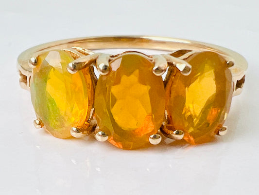 9ct Gold Opal & Diamond Ring
