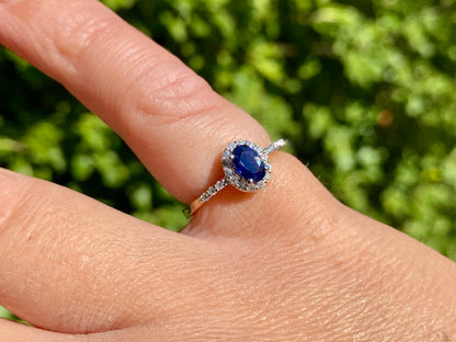 9ct Gold Sapphire & Diamond Ring